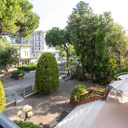 Otel Paglierani - Nuova Gestione 2024 3*